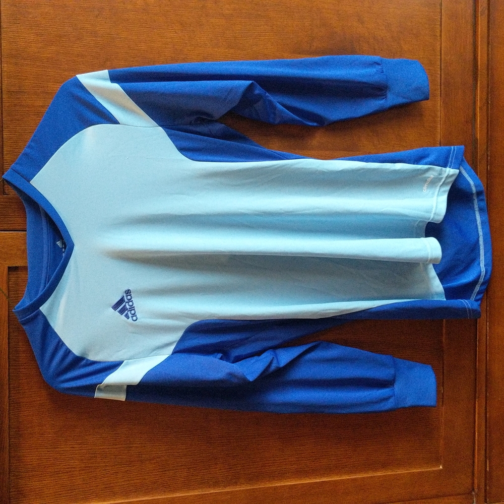Adidas Men's Medium Blue and Light Blue